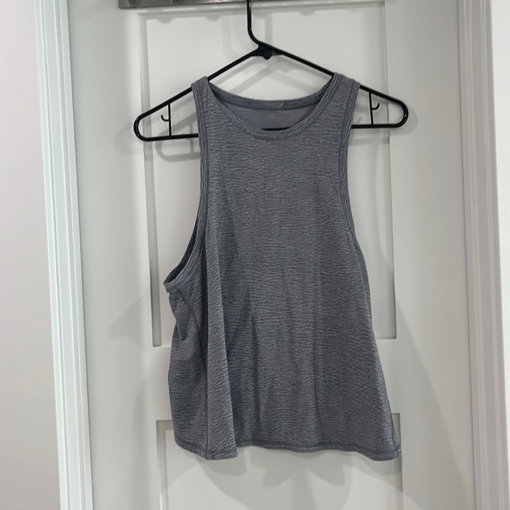 Lululemon workout tank